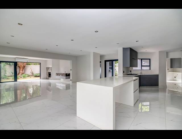 4 BEDROOM HOUSE FOR SALE IN DAINFERN GOLF ESTATE